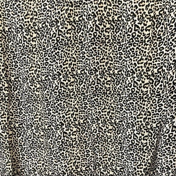 Graham & Spencer Olivia Leopard Printed Blouse - Picture 3 of 13